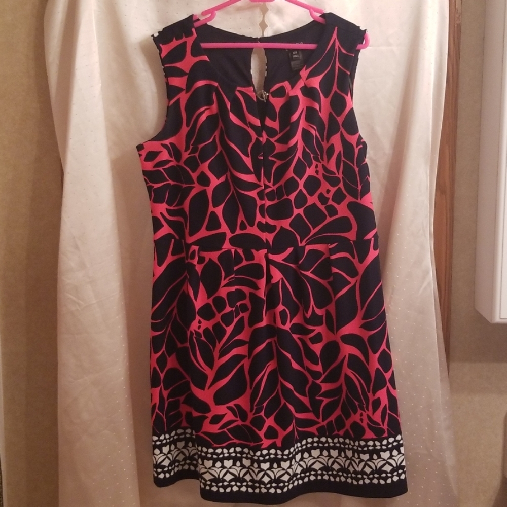 Enfocus womans dress
